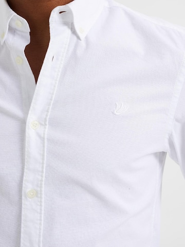 WE Fashion Kitsas lõige Triiksärk, värv valge