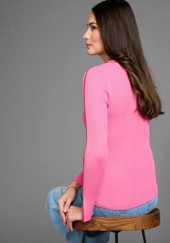 HECHTER PARIS Sweater in Pink