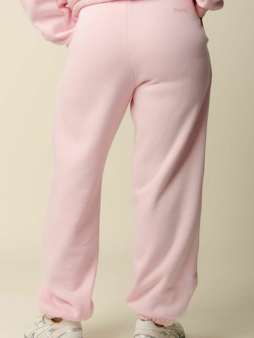 Regular Pantalon ' Cartel x Align ' Copenhagen Cartel en rose