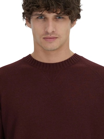 Ramsey Knit Cardigan in Red