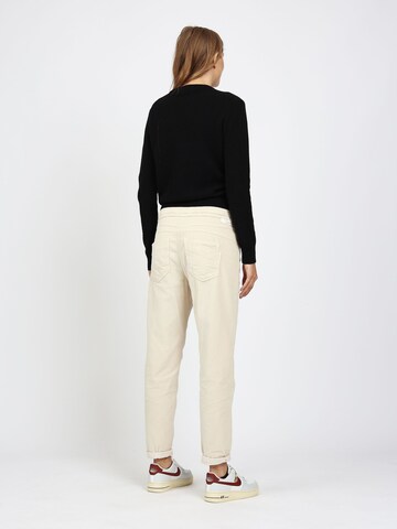 Gang Loosefit Hose '94AMELIE JOGGER ' in Weiß