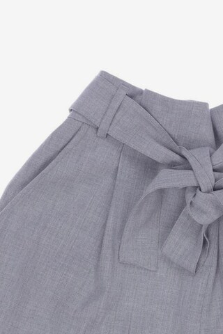Pull&Bear Shorts in M in Grey