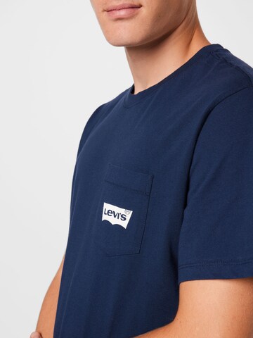 LEVI'S ® Тениска 'Relaxed Graphic Pocket' в синьо