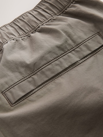 Next - Tapered Pantalón cargo en marrón