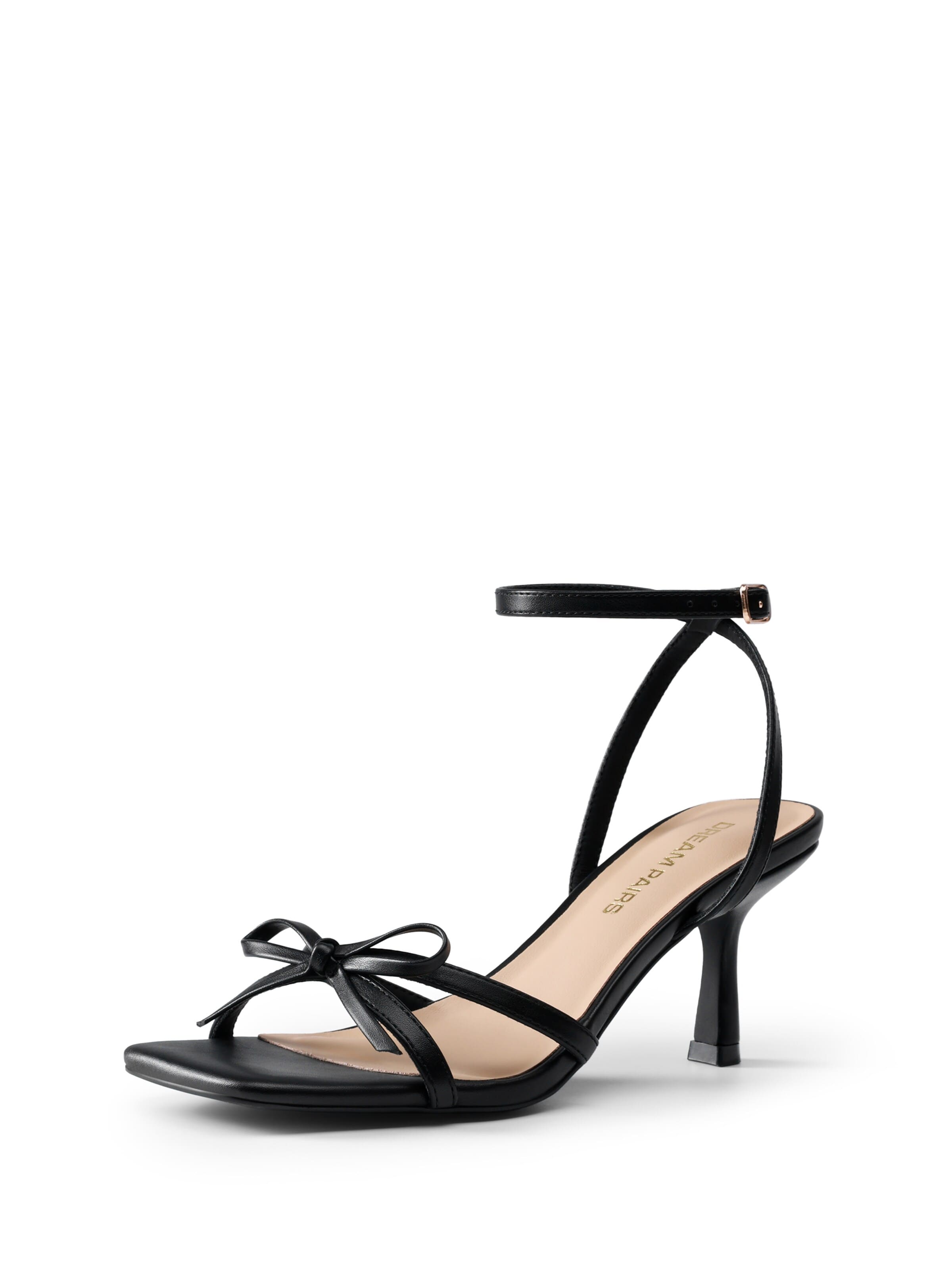 Dream Pairs Strap Sandals in Black: front