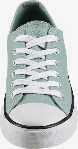 CITY WALK Sneakers in Green