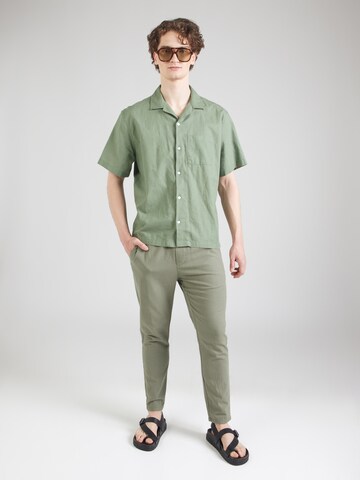 Tapered Pantaloni 'LINUS' di Only & Sons in verde