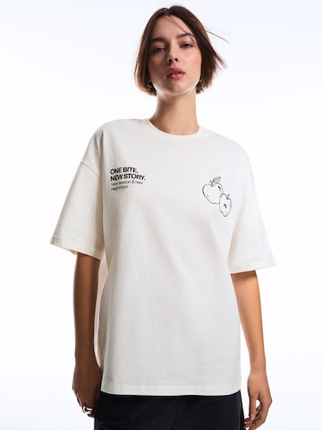 Maglietta di Bershka in bianco