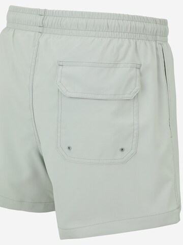 Abercrombie & Fitch Kratke kopalne hlače 'MAR4' | zelena barva