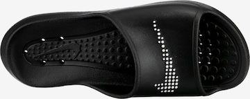 Claquettes / Tongs 'VICTORI ONE SHOWER SLIDE' Nike Sportswear en noir