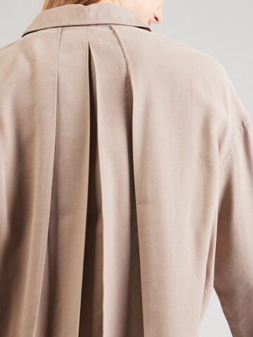 ONLY Blouse 'ONLARIS' in Brown