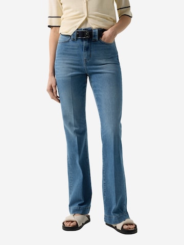 BOGNER Flared Jeans 'Devin' in Blau: Vorderseite