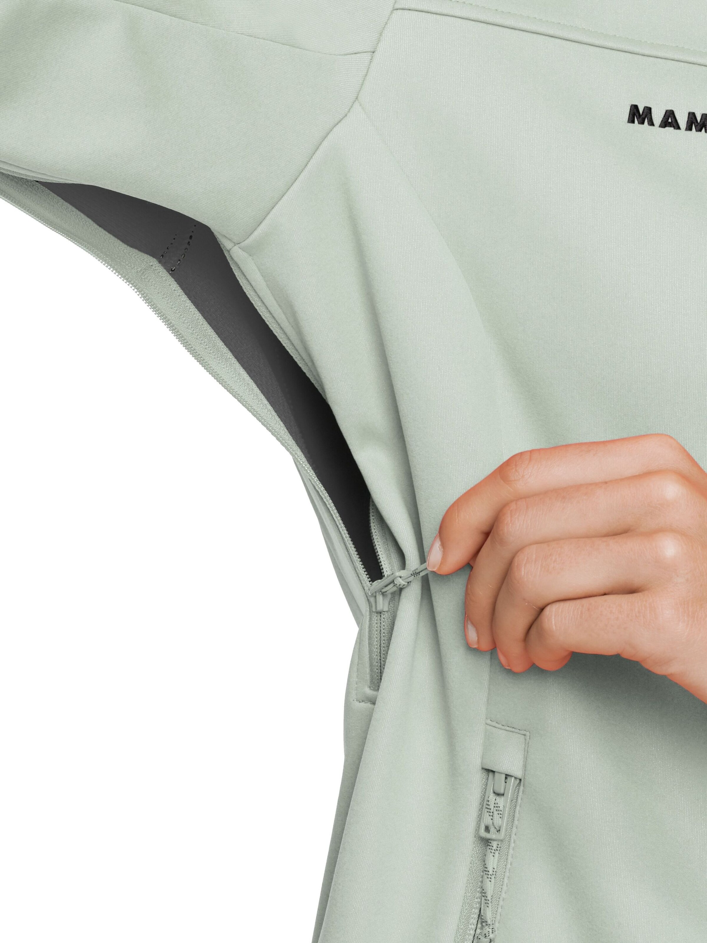 MAMMUT Outdoor Jacket in Green
