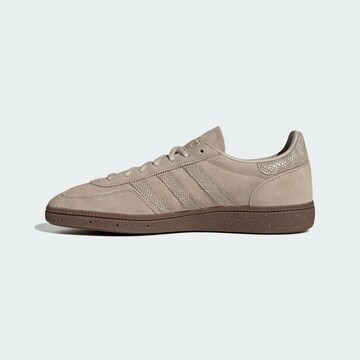Baskets basses 'Handball Spezial' ADIDAS ORIGINALS en beige
