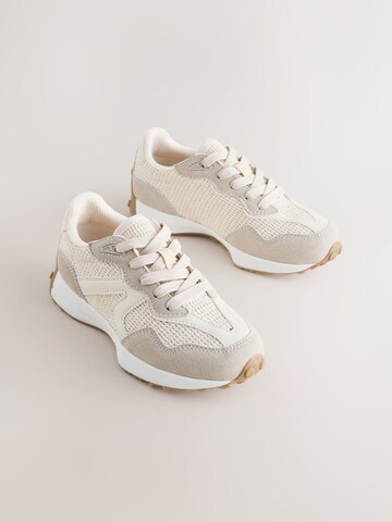 Next Кроссовки в Бежевый