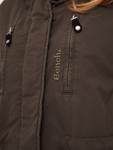 BENCH Parka 'LAURA' in Grün