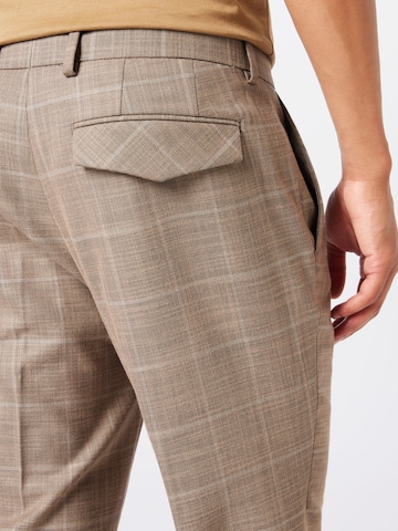 Regular Pantalon à plis TOPMAN en beige
