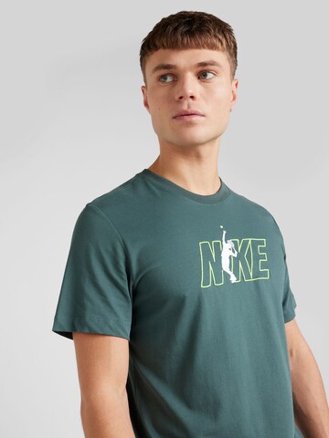 NIKE Sportshirt in Grün