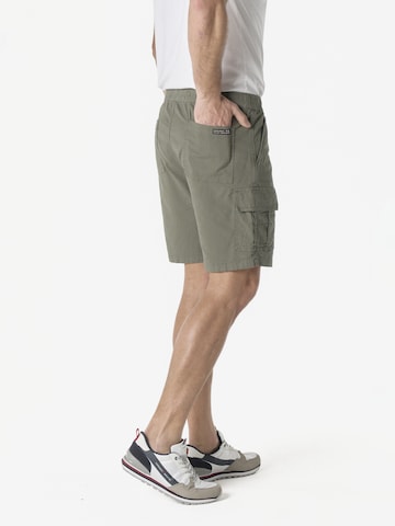 KOROSHI Regular Gargohousut värissä vihreä