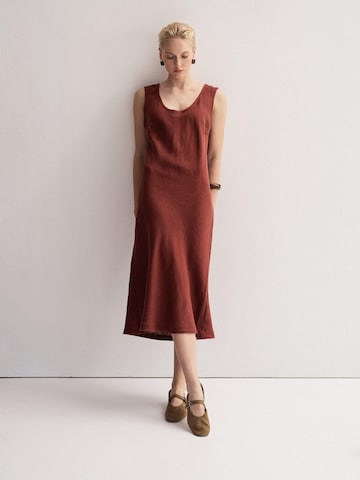 Abito estivo 'Ines' di AmourLinen in rosso