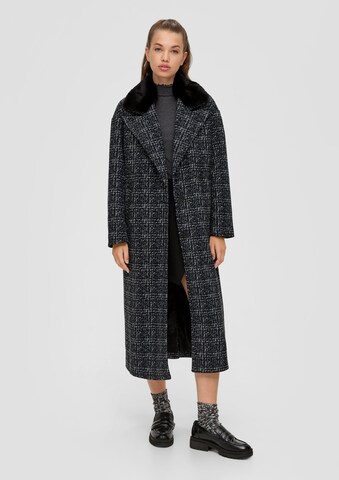 QS Between-seasons coat in Black: front