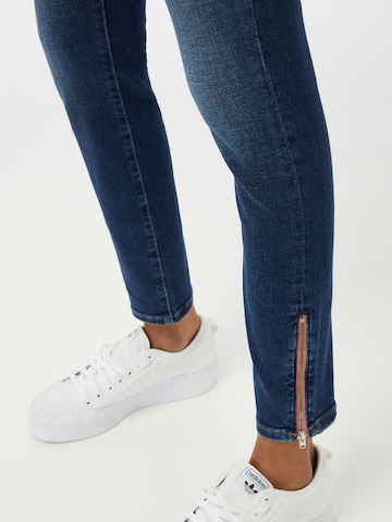 Skinny Jean 'Izabell' s.Oliver en bleu