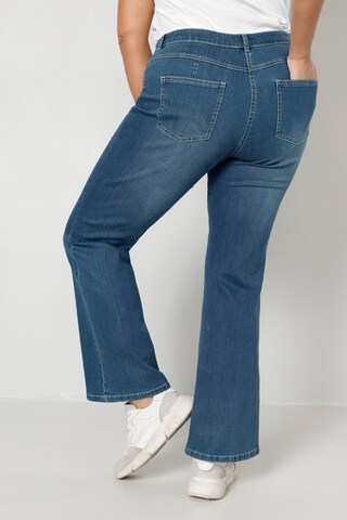 Dollywood Bootcut Jeans in Blau