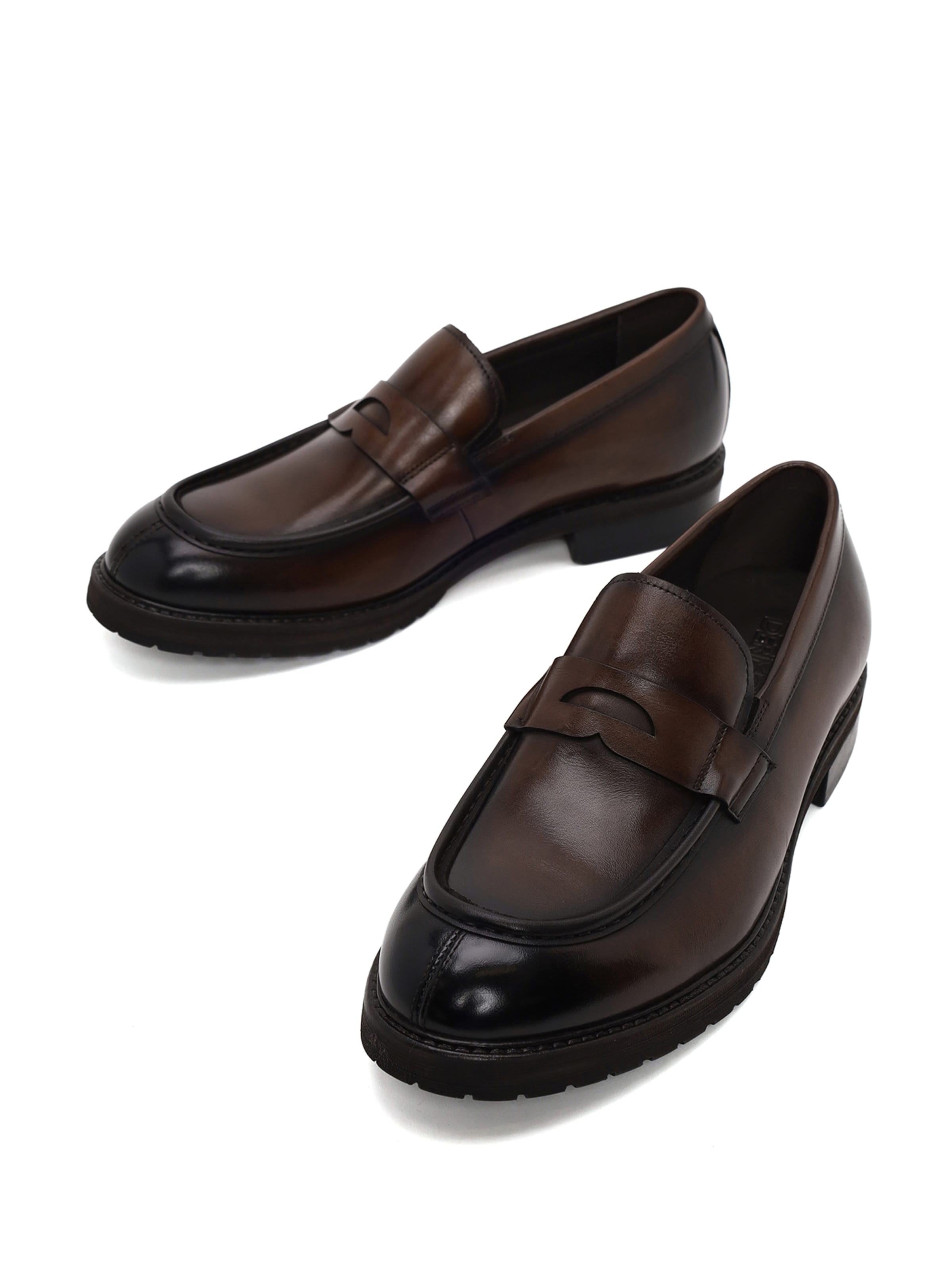 Derimod Slipper in Braun