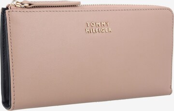 TOMMY HILFIGER Portemonnaie in Beige