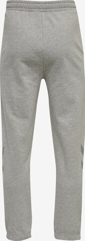 Effilé Pantalon de sport Hummel en gris