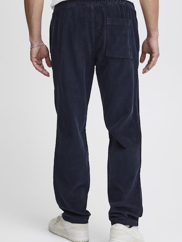 !Solid Regular Chino trousers 'Gutti' in Blue