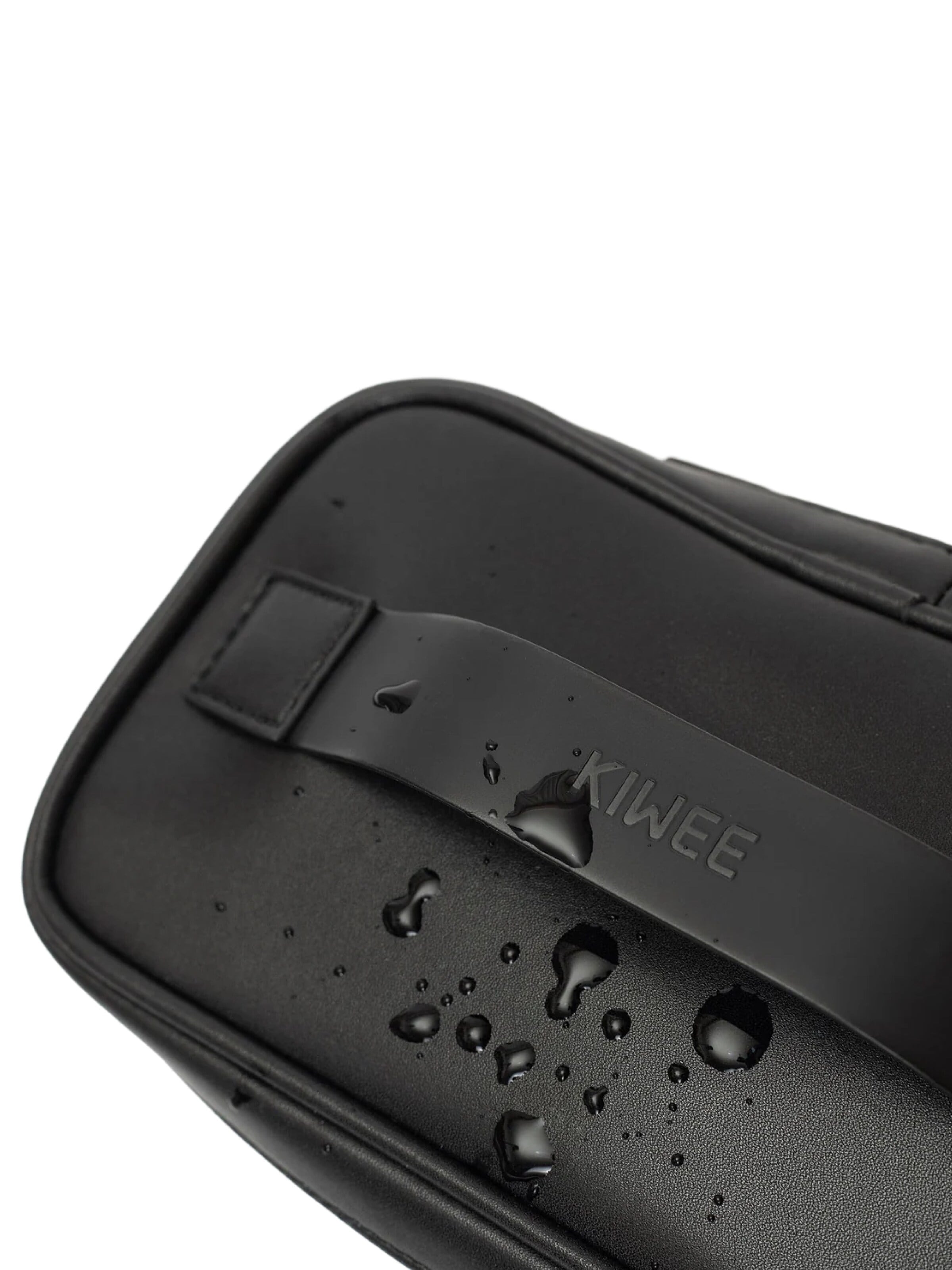 KIWEE Umhängetasche 'Sandwich Mini'‌‌ in Schwarz