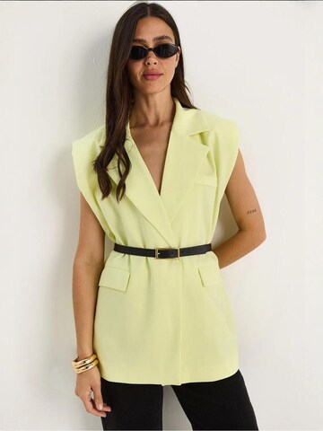 Gilet da completo di Bianco Lucci in giallo: frontale