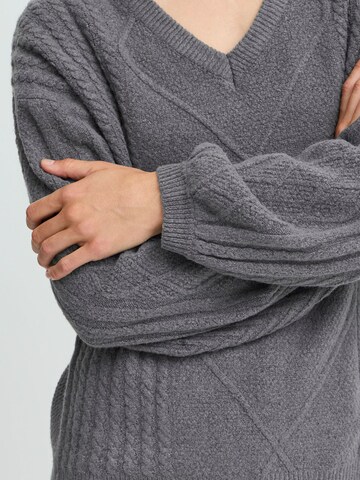 Pull-over 'Medi' b.young en gris