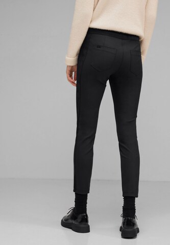 Skinny Pantaloni de la STREET ONE pe negru