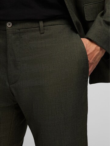 HECHTER PARIS Slim fit Trousers in Green