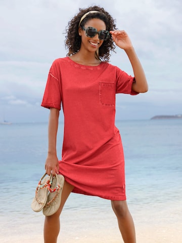 heine Mekko värissä punainen