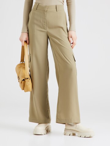Wide leg Pantaloni cargo 'Falda' di STUDIO SELECT in verde: frontale