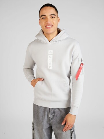 ALPHA INDUSTRIES Sweatshirt i grå: framsida