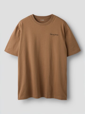 TWO SOON Bluser & t-shirts i brun