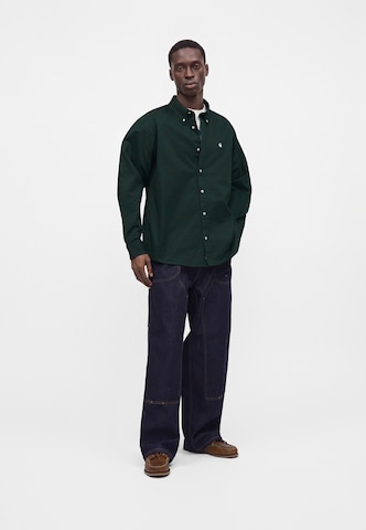 Carhartt WIP Comfort Fit Košeľa 'Madison' - Zelená