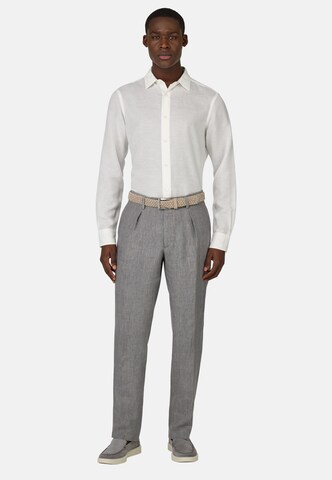 Boggi Milano Slim fit Pleat-front trousers in Grey