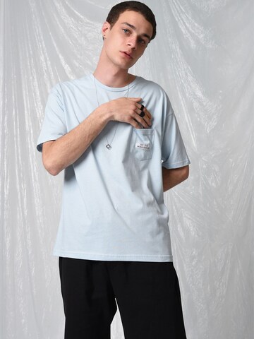 Antioch Shirt in Blue: front