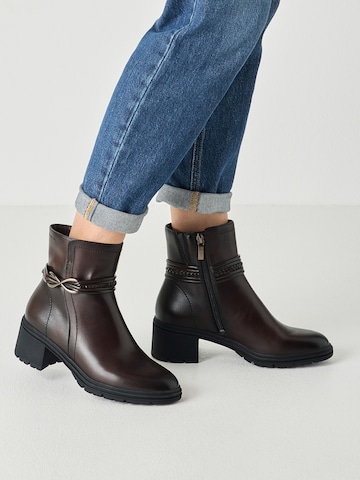 Bottines Tamaris en marron