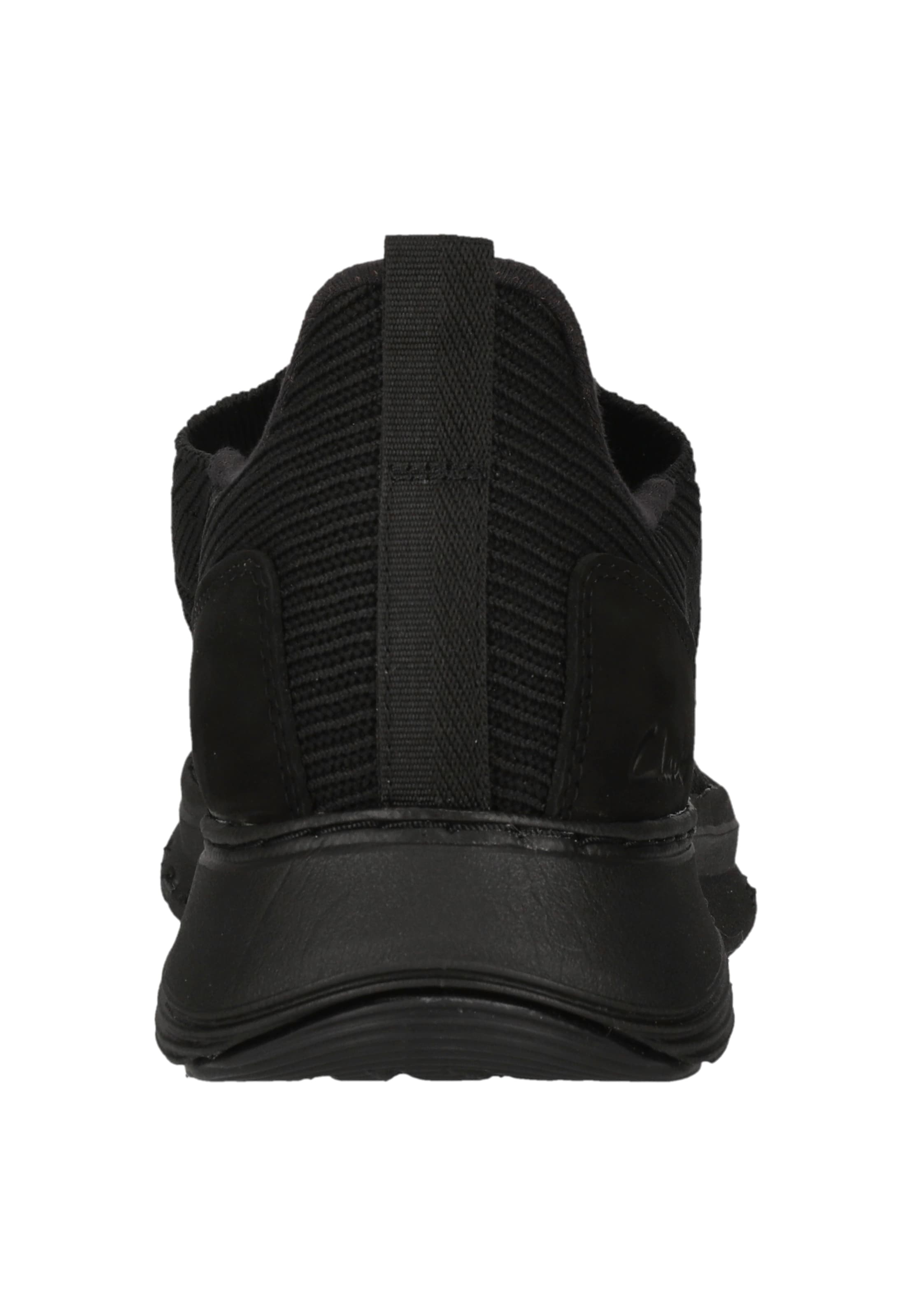 CLARKS Sneaker 'Motion Trek' in Schwarz