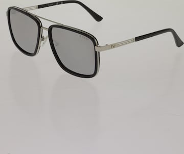 GUESS Sonnenbrille One Size in Schwarz: Vorderseite