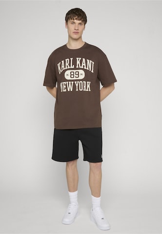 Karl Kani Tričko 'Heritage 89' – hnědá
