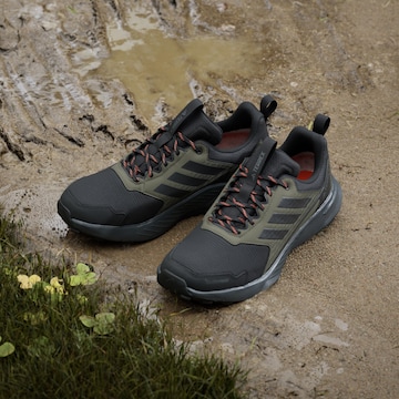 ADIDAS TERREX Nizki čevelj 'Tracefinder 2' | zelena barva