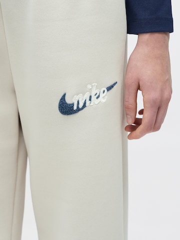 Nike Sportswear Wide leg Παντελόνι 'PHNX FLC' σε καφέ