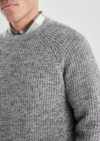 QS Pullover in Grau